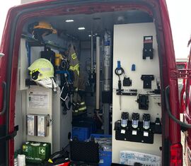 Messwagen CBRN der Werkfeuerwehr BASF beim Trainig der GSE SPN/CB