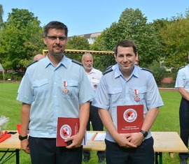Auszeichnung der Ortswehrführer Stadtkern 
links Alexander Nicko und rechts Martin Bode