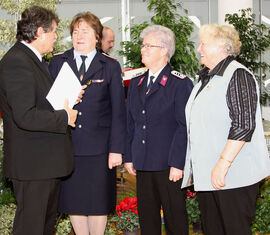 Kameradinnen Annemarie Thieme, Renate Walter und Renate Melchrick aus dem Amt DÖbern-Land (TD 40)