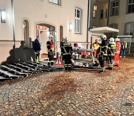 Patientenablage, eingerichtet durch die SEG SAN bei der Herbstübung in der Klinik Lausitz Forst