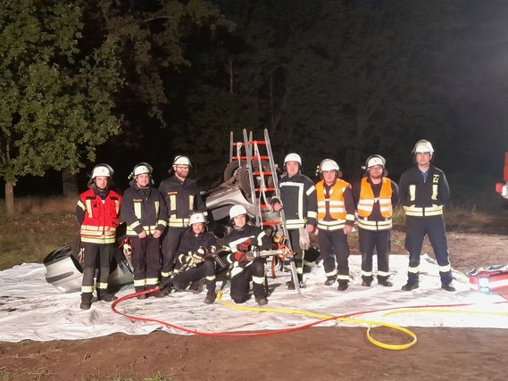 Abschlussfoto nach geschaffter Ausbildung