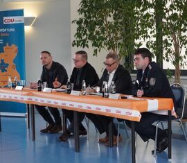 Diskussionsrunde mit dem Innenminister