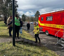 Presse vor Ort bei der Übrung in Cottbus Sachsendorf