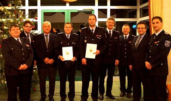 vlnr: Mathias Voigt (stellv. KBM), Robert Buder (Vorsitzender KFV), Dietmar Numrich (stellv. Vorsitzender der Gemeindevertretung), Ronny Mager, Sven Birlack, Dieter Starick (stellv. GBM ), Jürgen Mönch (Leiter UV I KFV), Torsten Schwieg (stellv. Bürgermeister ), Karsten Magister (GBM)