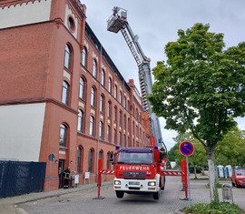 Der Kreisverwaltung mal aufs Dach steigen - das geht bei der Freiwilligen Feuerwehr