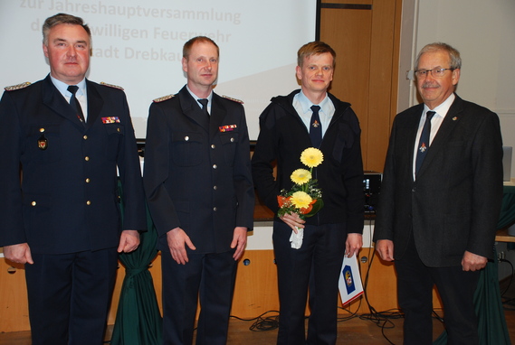 Feuerwehrangehörige aus der FF Drebkau für Ihre Leistungen geehrt 